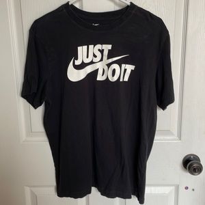 Nike Men’s shirt